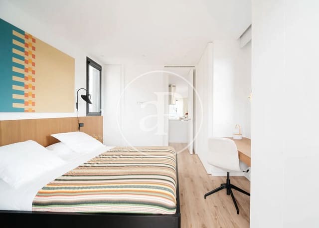 1 soveværelse Lejlighed til leje i Almagro, Madrid by - € 4.950 (Ref: 8726398)