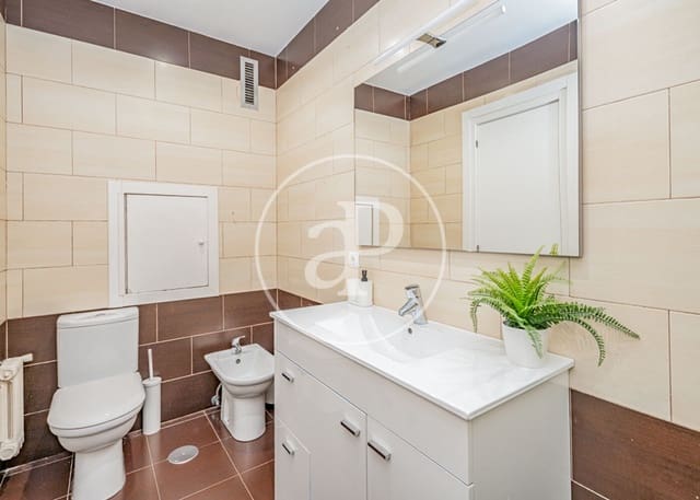 1 soveværelse Lejlighed til leje i Argüelles, Madrid by - € 1.900 (Ref: 8726400)