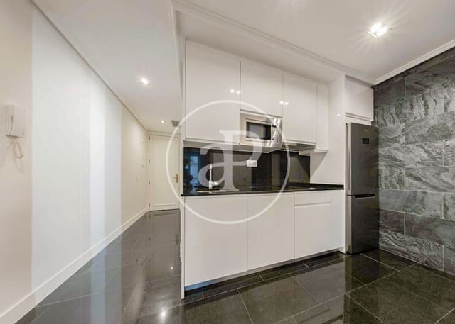 1 quarto Apartamento para arrendar em Sol, Madrid cidade - 2 215 € (Ref: 8726402)