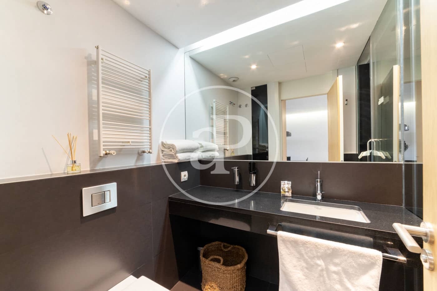 2 Zimmer Apartment zu vermieten in Madrid Stadt mit Garage - 3.750 € (Ref: 8726411)