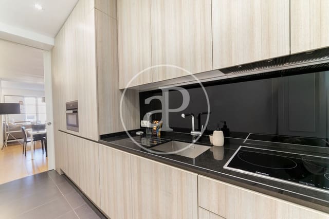 2 Zimmer Apartment zu vermieten in Almagro, Madrid Stadt mit Garage - 3.750 € (Ref: 8726411)