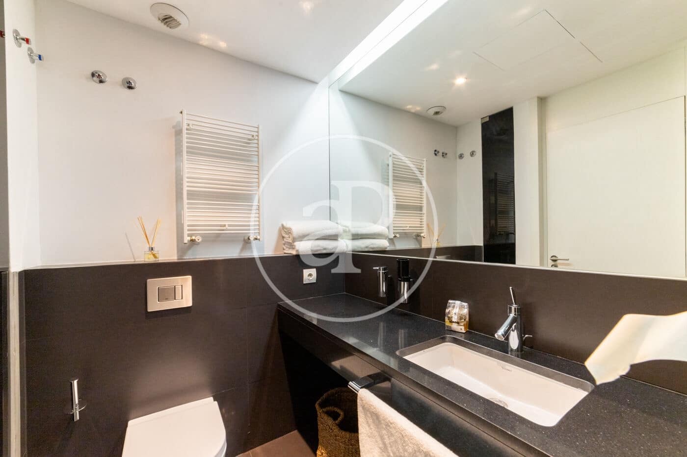 2 Zimmer Apartment zu vermieten in Madrid Stadt mit Garage - 3.750 € (Ref: 8726411)