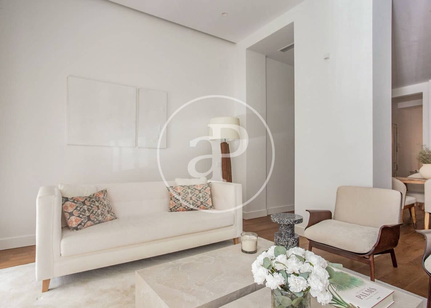 3 slaapkamer Appartement te huur in Madrid stad - € 7.300 (Ref: 8726413)