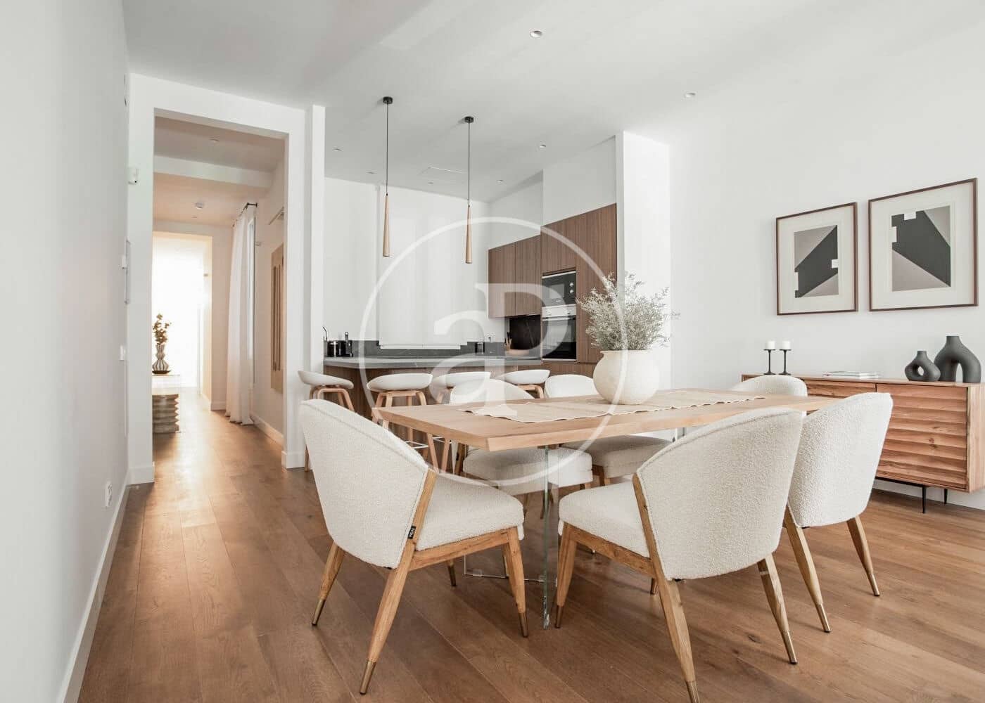 3 slaapkamer Appartement te huur in Madrid stad - € 7.300 (Ref: 8726413)