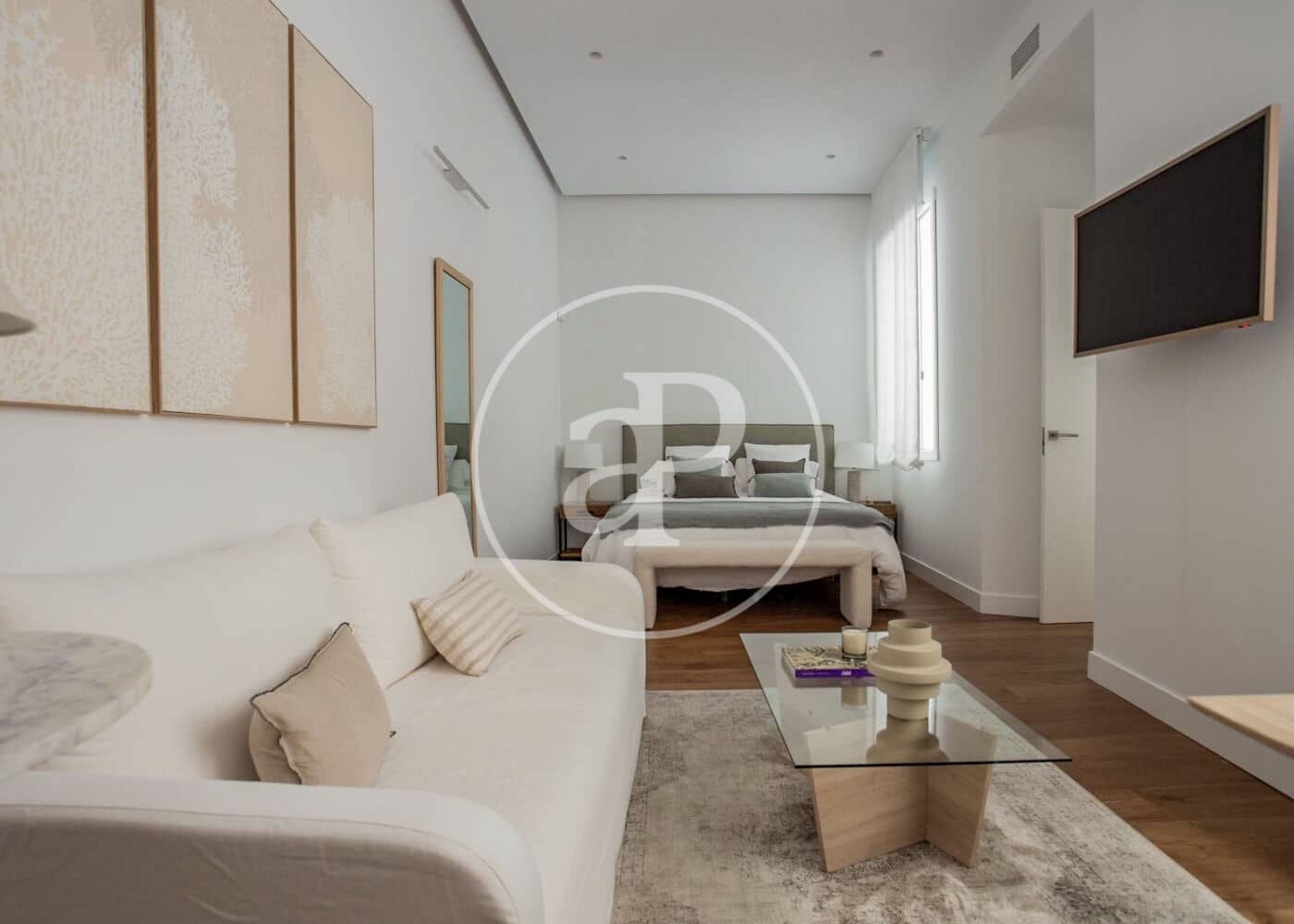 3 slaapkamer Appartement te huur in Madrid stad - € 7.300 (Ref: 8726413)