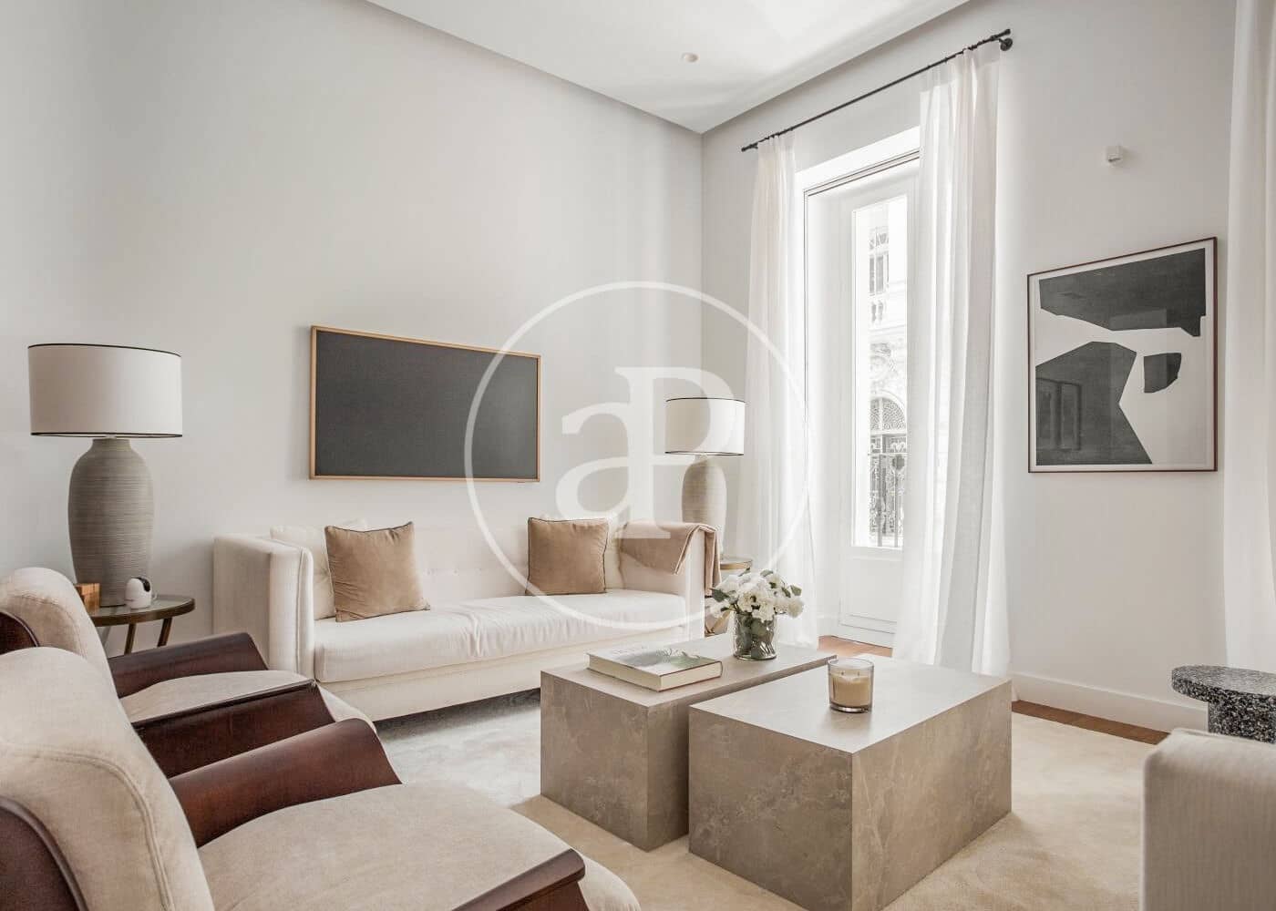 3 slaapkamer Appartement te huur in Madrid stad - € 7.300 (Ref: 8726413)