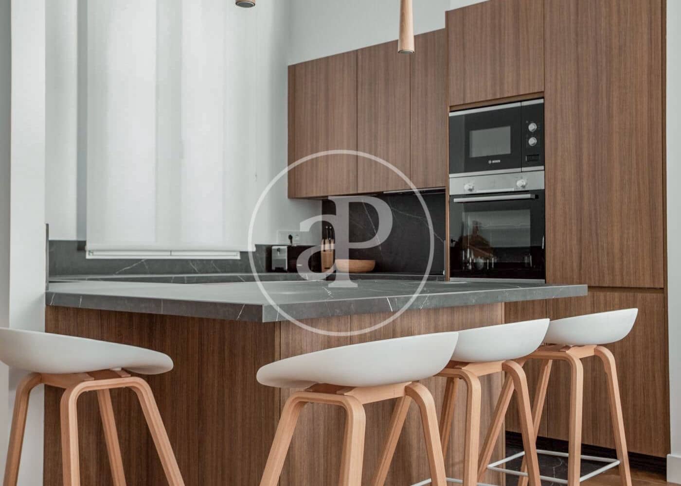 3 slaapkamer Appartement te huur in Madrid stad - € 7.300 (Ref: 8726413)