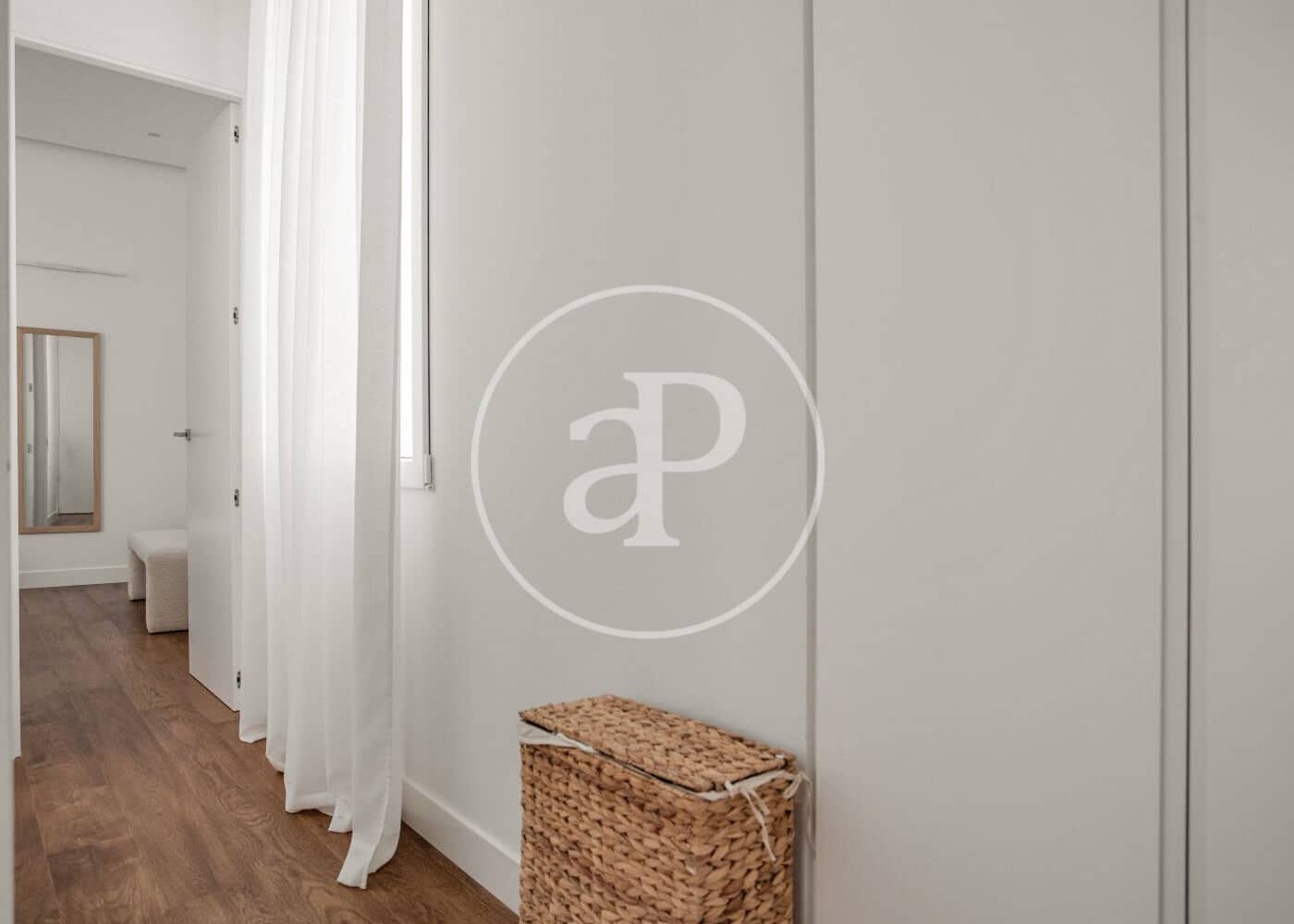 3 slaapkamer Appartement te huur in Madrid stad - € 7.300 (Ref: 8726413)