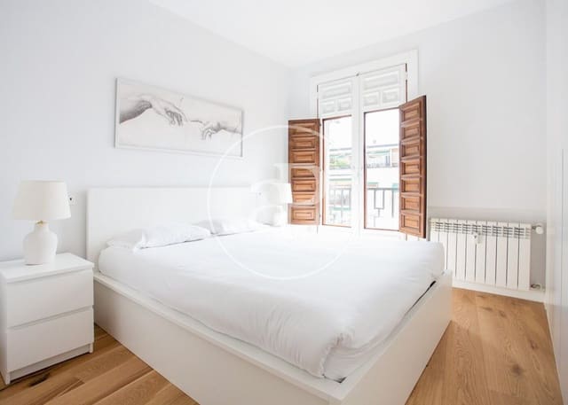 3 soveværelse Lejlighed til leje i Palacio, Madrid by - € 4.000 (Ref: 8726418)