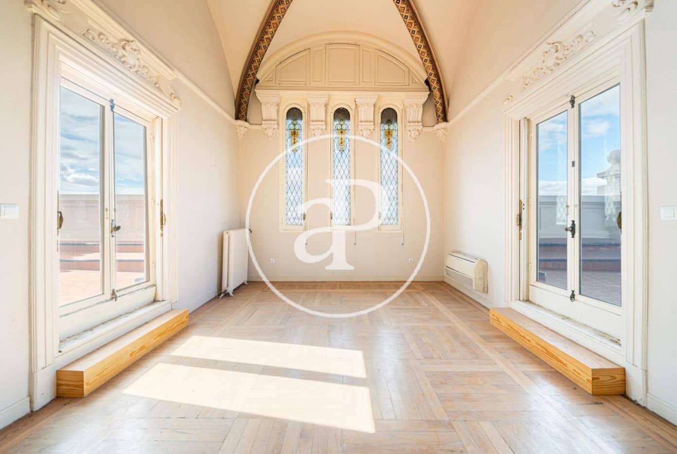 5 soveværelse Lejlighed til leje i Madrid by - € 15.000 (Ref: 8726419)