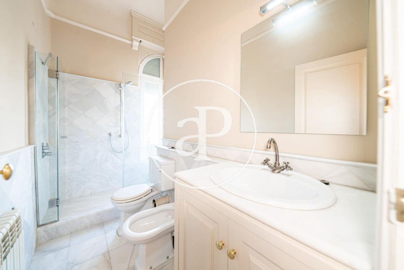 5 soveværelse Lejlighed til leje i Madrid by - € 15.000 (Ref: 8726419)