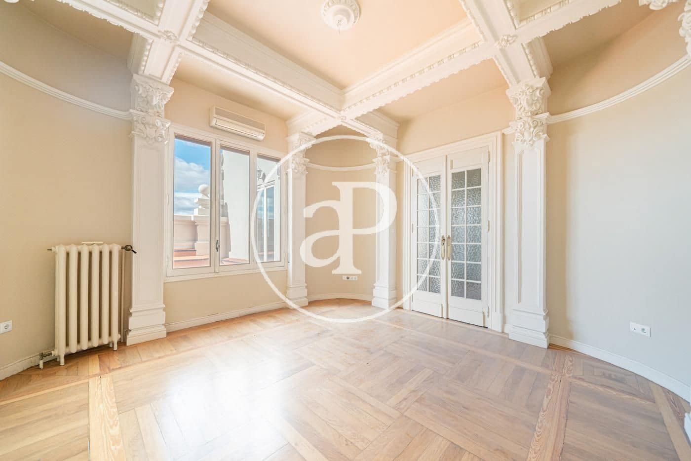 5 soveværelse Lejlighed til leje i Madrid by - € 15.000 (Ref: 8726419)