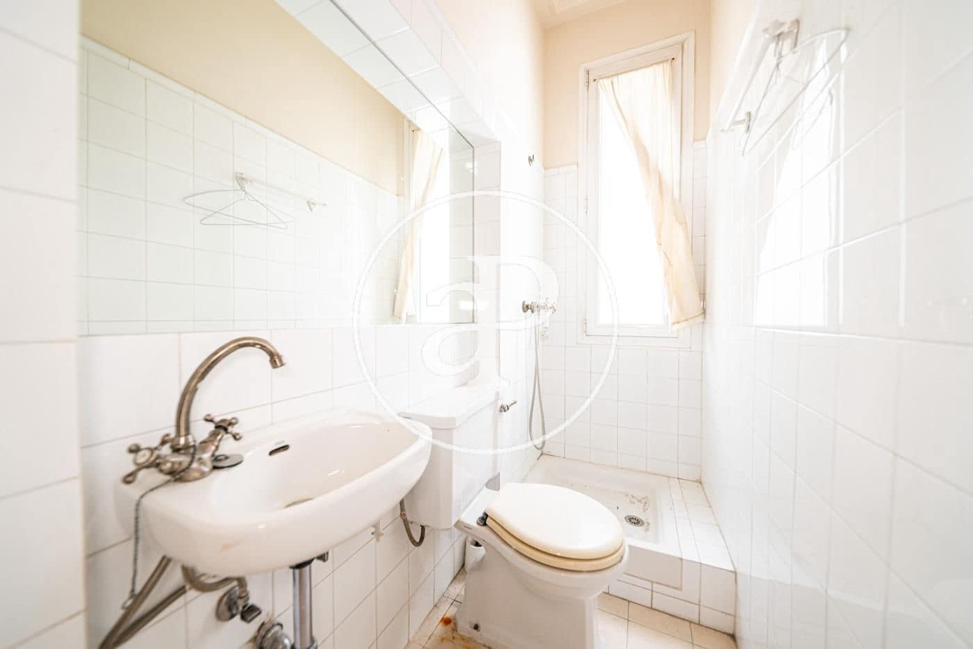 5 soveværelse Lejlighed til leje i Madrid by - € 15.000 (Ref: 8726419)