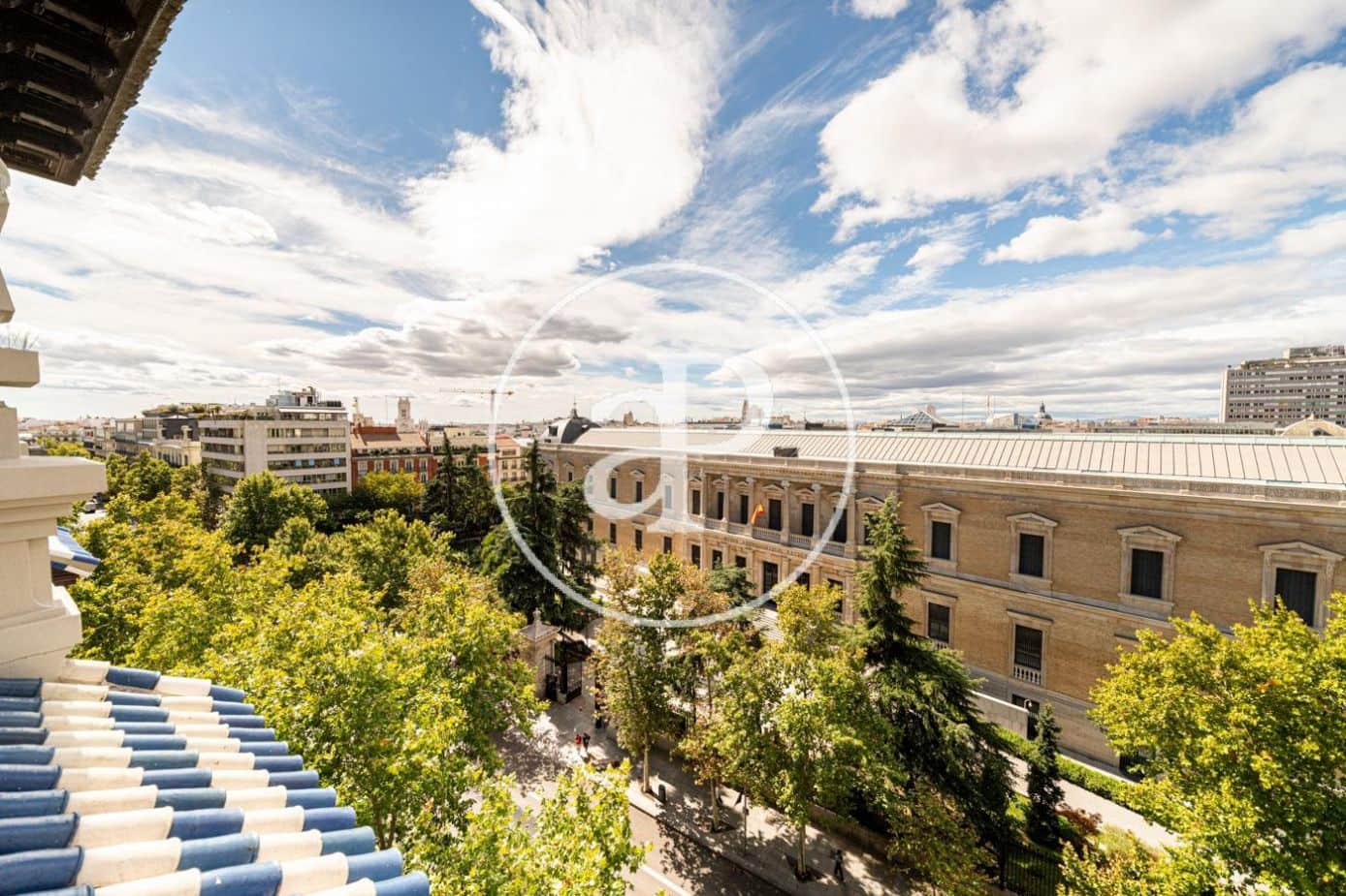 5 soveværelse Lejlighed til leje i Madrid by - € 15.000 (Ref: 8726419)