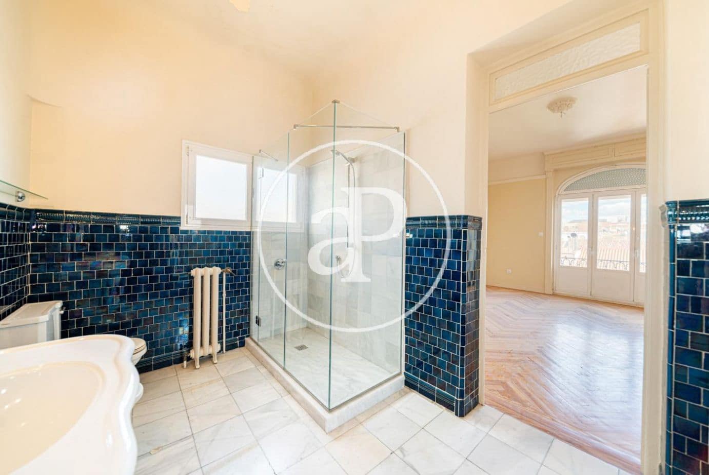 5 soveværelse Lejlighed til leje i Madrid by - € 15.000 (Ref: 8726419)