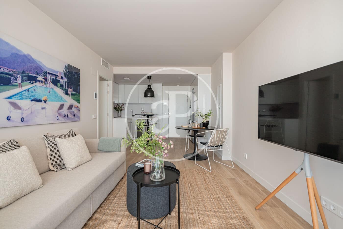 1 soverom Leilighet til leie i Madrid by med svømmebasseng - € 2 300 (Ref: 8726420)