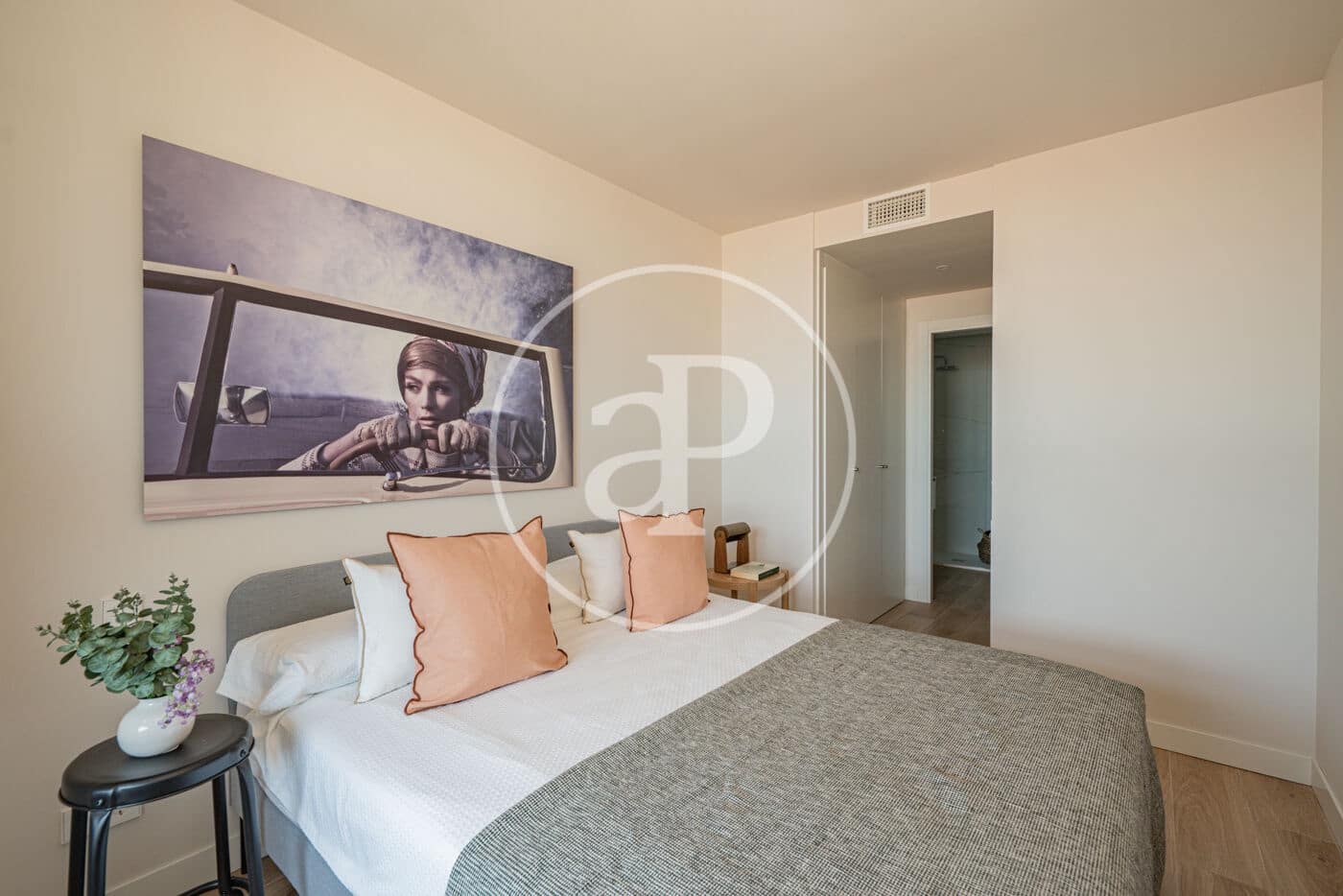 1 soverom Leilighet til leie i Madrid by med svømmebasseng - € 2 300 (Ref: 8726420)