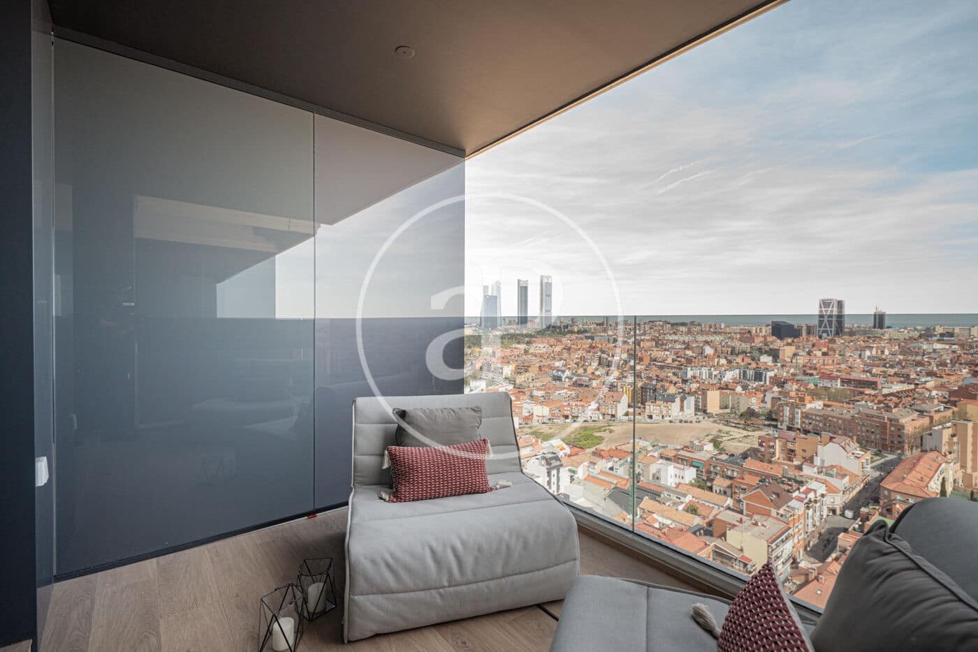 1 soverom Leilighet til leie i Madrid by med svømmebasseng - € 2 300 (Ref: 8726420)