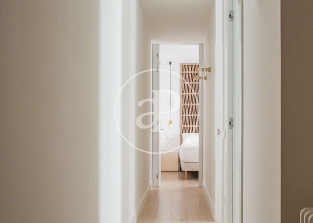 2 quarto Apartamento para arrendar em Trafalgar, Madrid cidade - 4 800 € (Ref: 8726422)