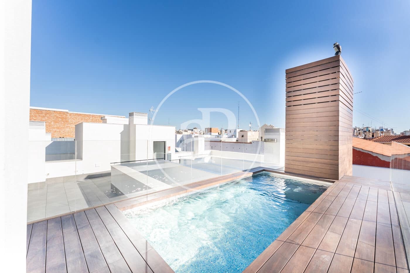 2 bedroom Apartment for rent in Madrid city with pool - € 3,400 (Ref: 8726424)