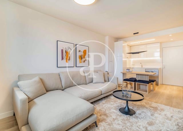 1 soveværelse Lejlighed til leje i Valdeacederas, Madrid by med swimmingpool - € 2.250 (Ref: 8726425)