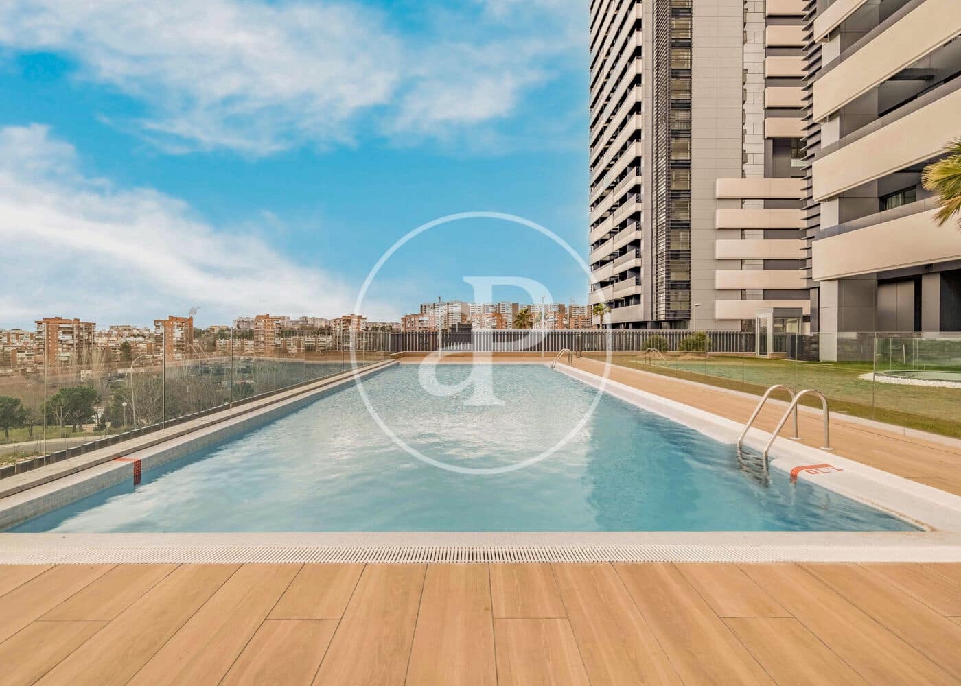 Appartement de 1 chambre à louer à Madrid ville avec piscine - 2 250 € (Ref: 8726425)