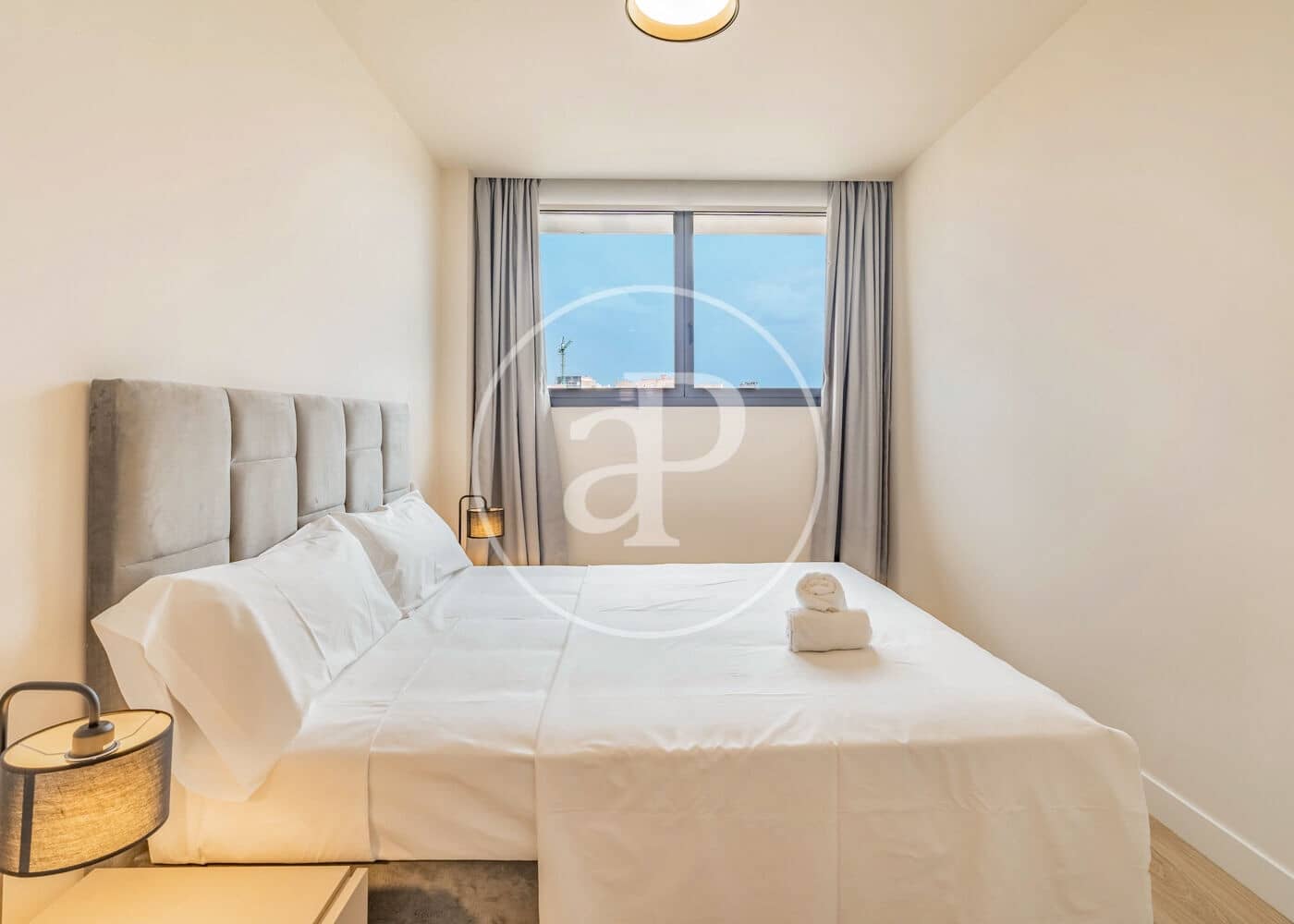 Appartement de 1 chambre à louer à Madrid ville avec piscine - 2 250 € (Ref: 8726425)