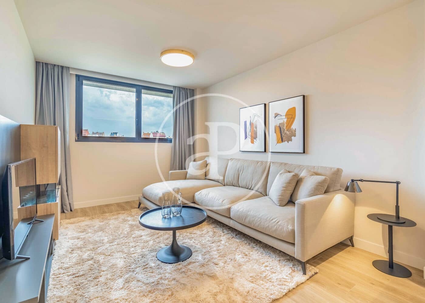 Appartement de 1 chambre à louer à Madrid ville avec piscine - 2 250 € (Ref: 8726425)