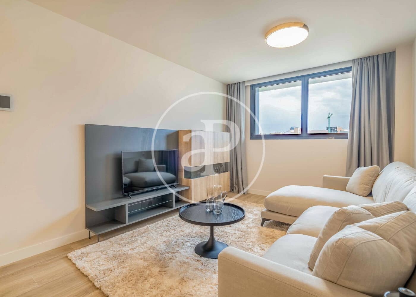 Appartement de 1 chambre à louer à Madrid ville avec piscine - 2 250 € (Ref: 8726425)