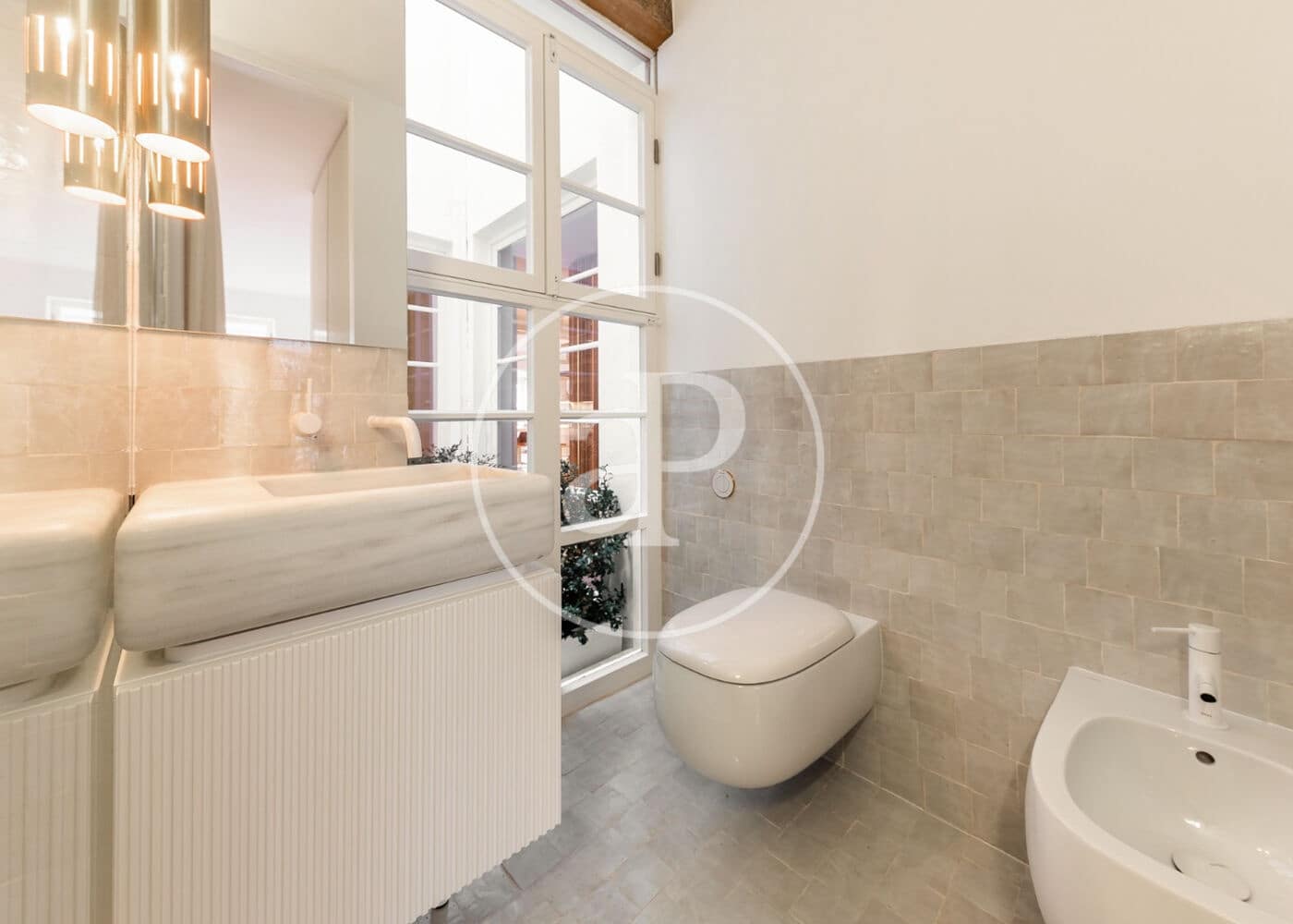 4 soveværelse Lejlighed til leje i Madrid by - € 12.000 (Ref: 8726426)