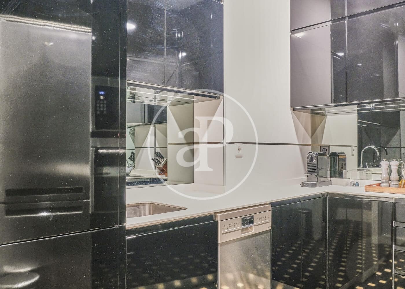 2 soverom Leilighet til leie i Madrid by - € 5 350 (Ref: 8726431)