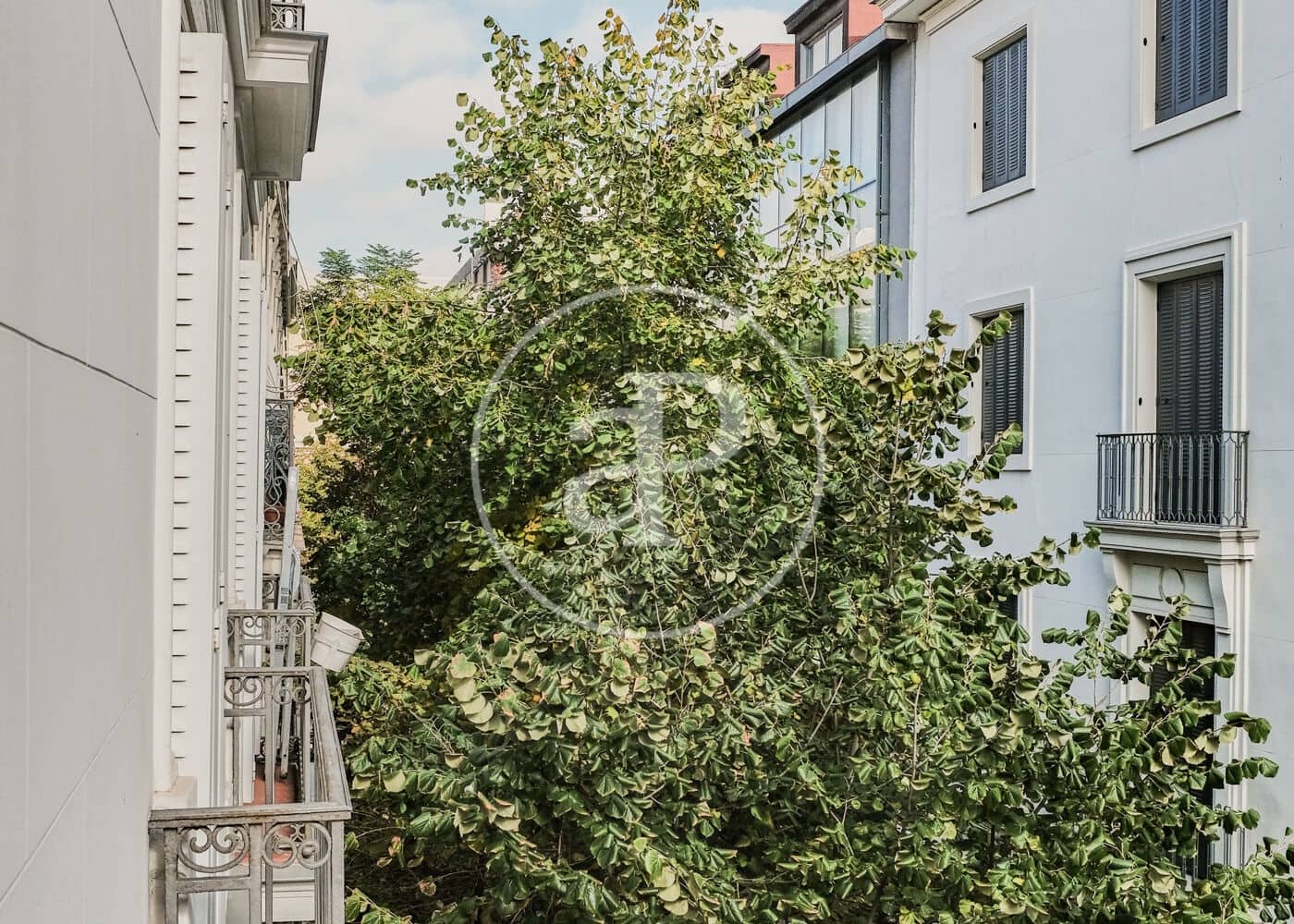 2 soverom Leilighet til leie i Madrid by - € 5 350 (Ref: 8726431)