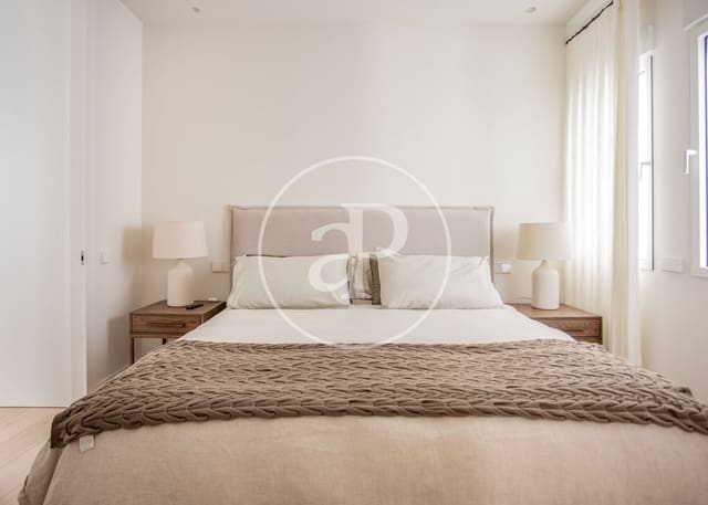 3 soveværelse Lejlighed til leje i Recoletos, Madrid by - € 7.800 (Ref: 8726437)