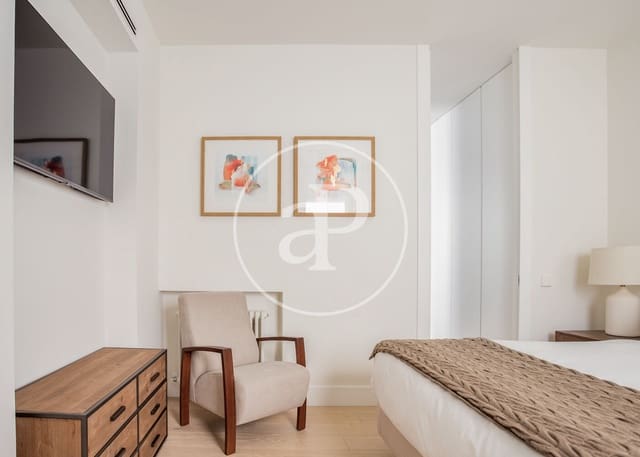 3 soveværelse Lejlighed til leje i Recoletos, Madrid by - € 7.800 (Ref: 8726437)