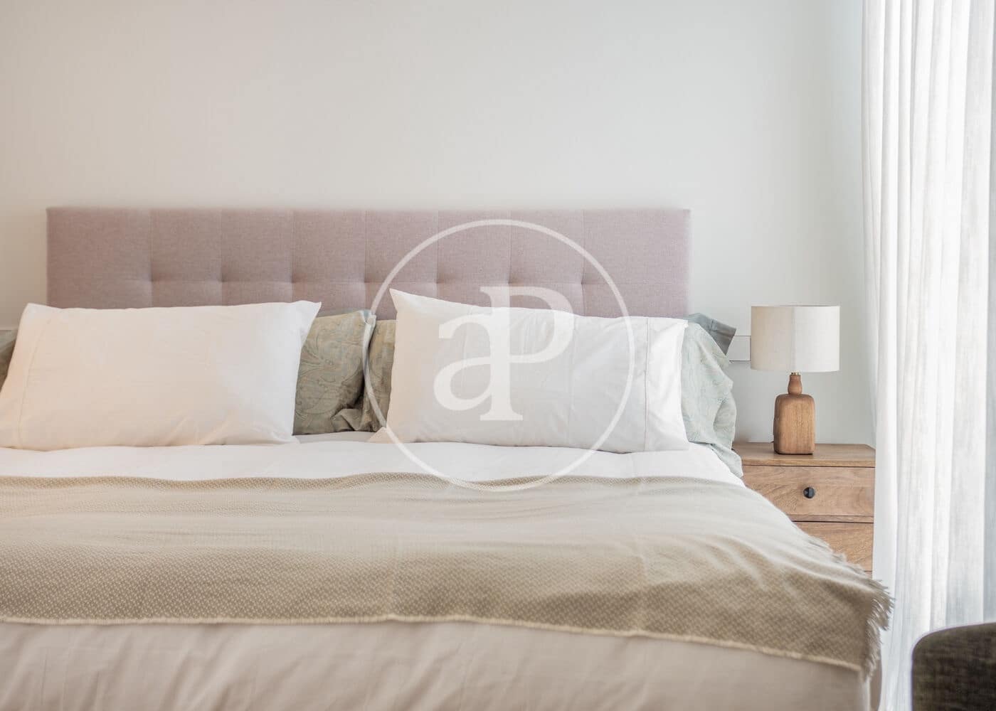 3 soveværelse Lejlighed til leje i Madrid by - € 7.800 (Ref: 8726437)