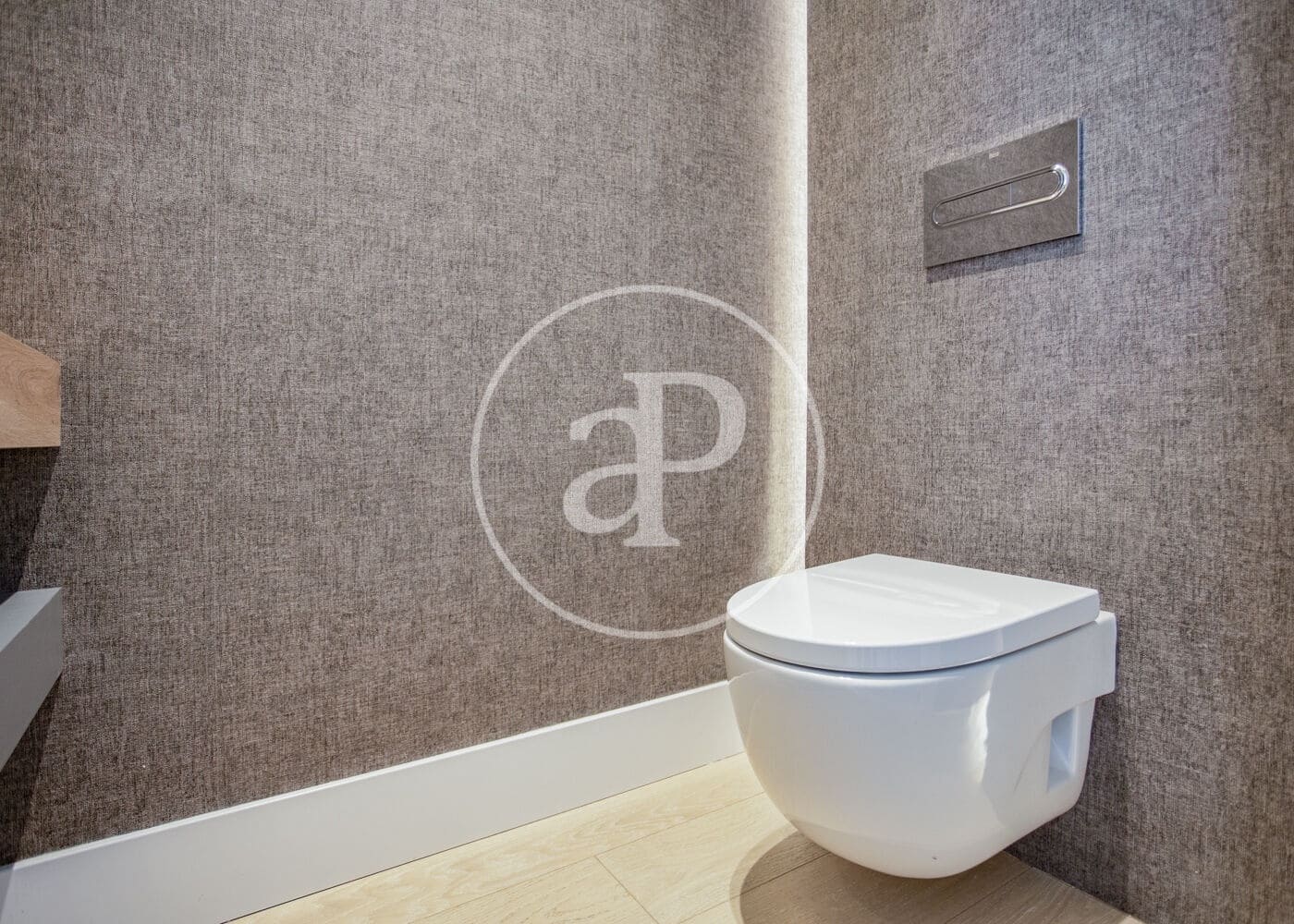 3 soveværelse Lejlighed til leje i Madrid by - € 7.800 (Ref: 8726437)