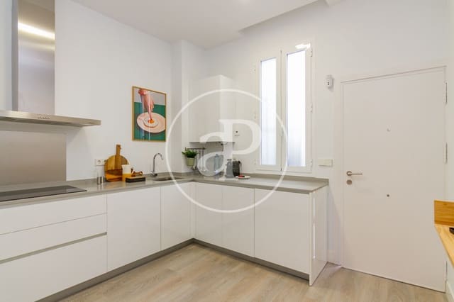 1 sovrum Lägenhet att hyra i Palacio, Madrid stad - 1 450 € (Ref: 8726440)