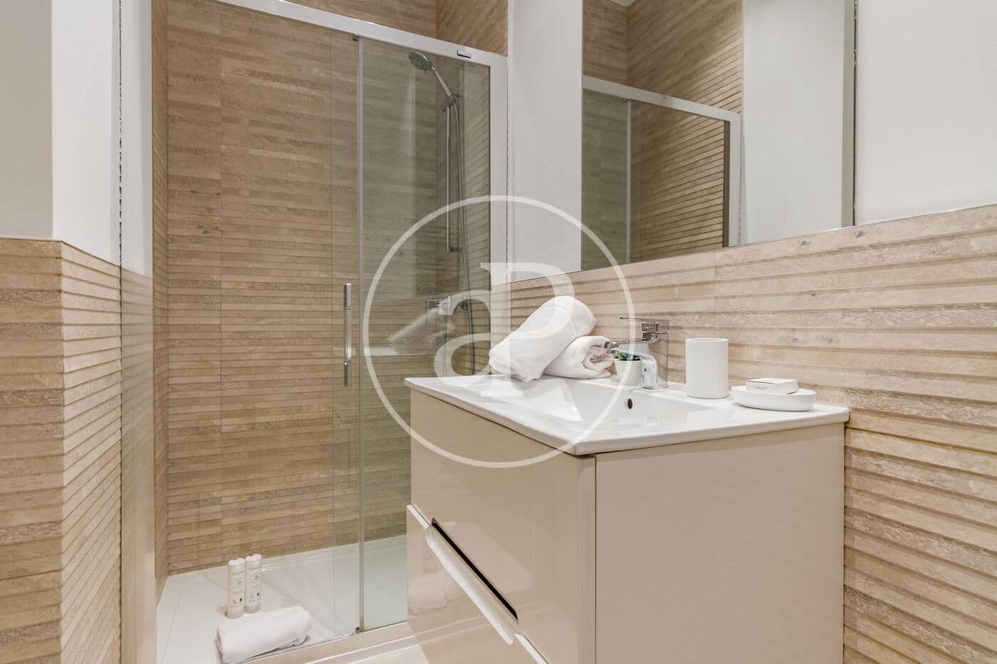 1 sovrum Lägenhet att hyra i Madrid stad - 1 450 € (Ref: 8726440)