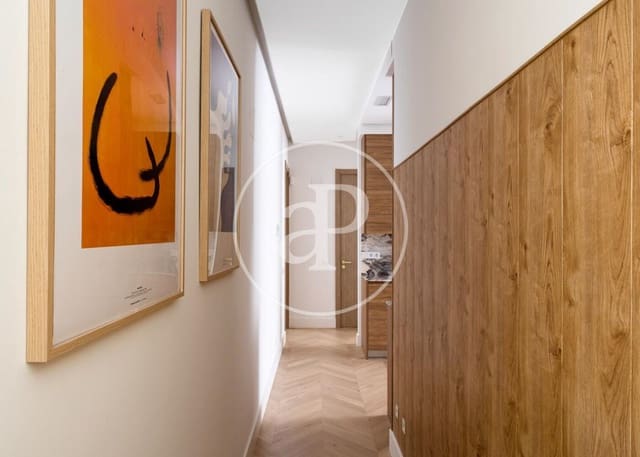 2 quarto Apartamento para arrendar em Almagro, Madrid cidade - 3 800 € (Ref: 8726450)