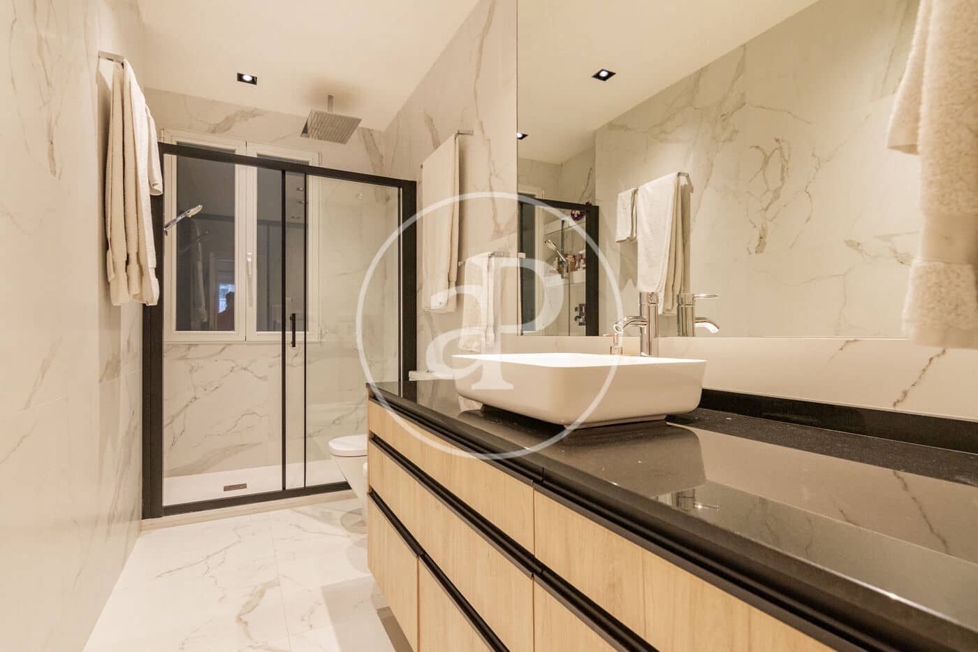 3 soverom Leilighet til leie i Madrid by - € 5 700 (Ref: 8726451)