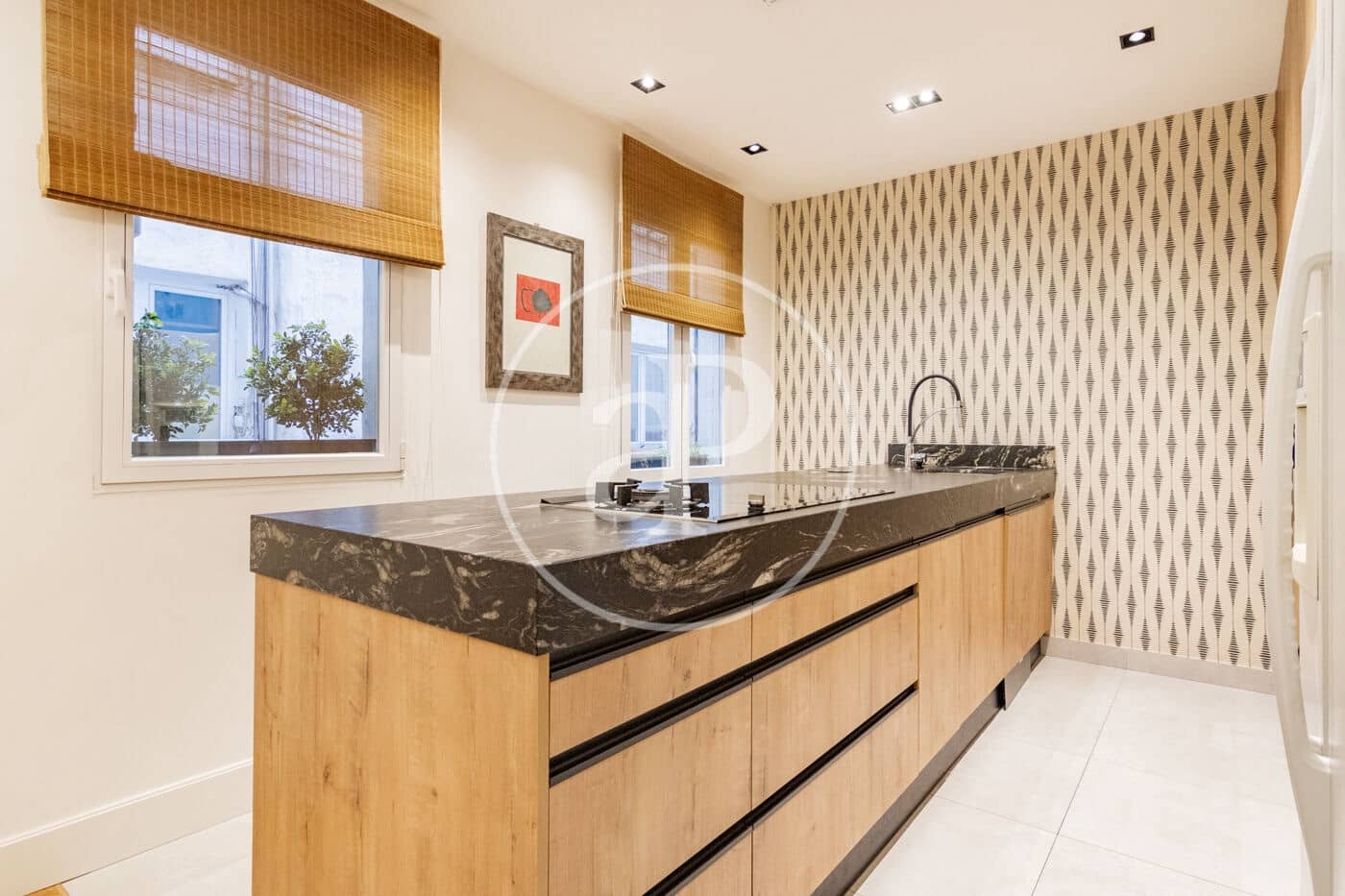 3 soverom Leilighet til leie i Madrid by - € 5 700 (Ref: 8726451)