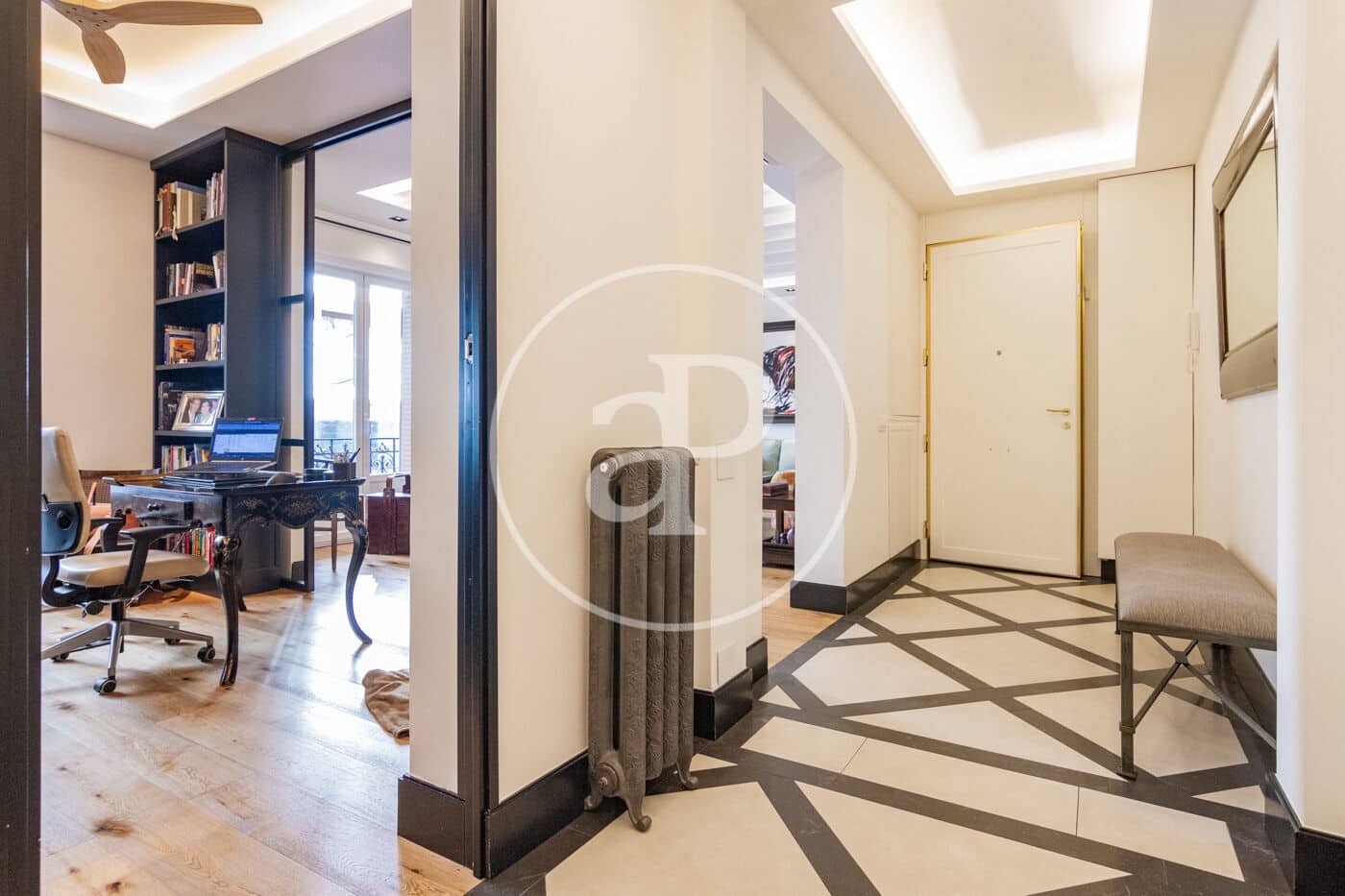 3 soverom Leilighet til leie i Madrid by - € 5 700 (Ref: 8726451)