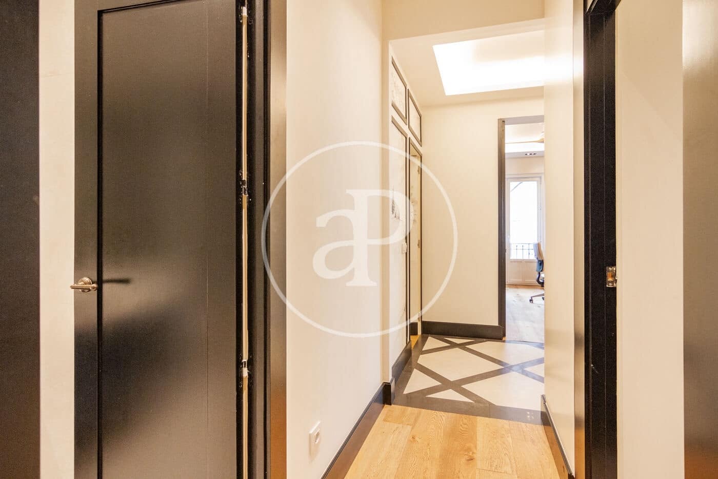 3 soverom Leilighet til leie i Madrid by - € 5 700 (Ref: 8726451)