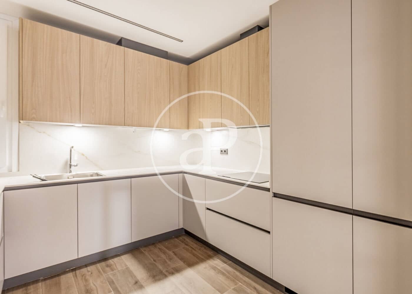 2 sypialnia Apartament do wynajęcia w Miasto Madryt - 4 200 € (Ref: 8726456)