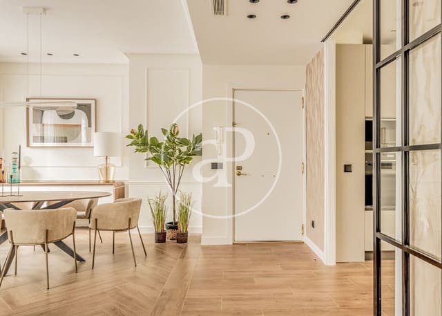 2 sypialnia Apartament do wynajęcia w Rios Rosas, Miasto Madryt - 4 200 € (Ref: 8726456)