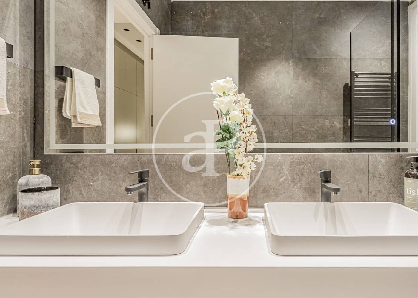 2 sypialnia Apartament do wynajęcia w Miasto Madryt - 4 200 € (Ref: 8726456)