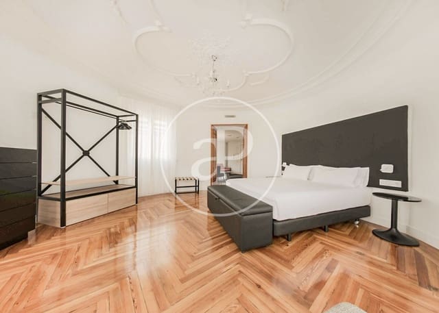 1 quarto Penthouse para arrendar em Sol, Madrid cidade - 2 935 € (Ref: 8726467)