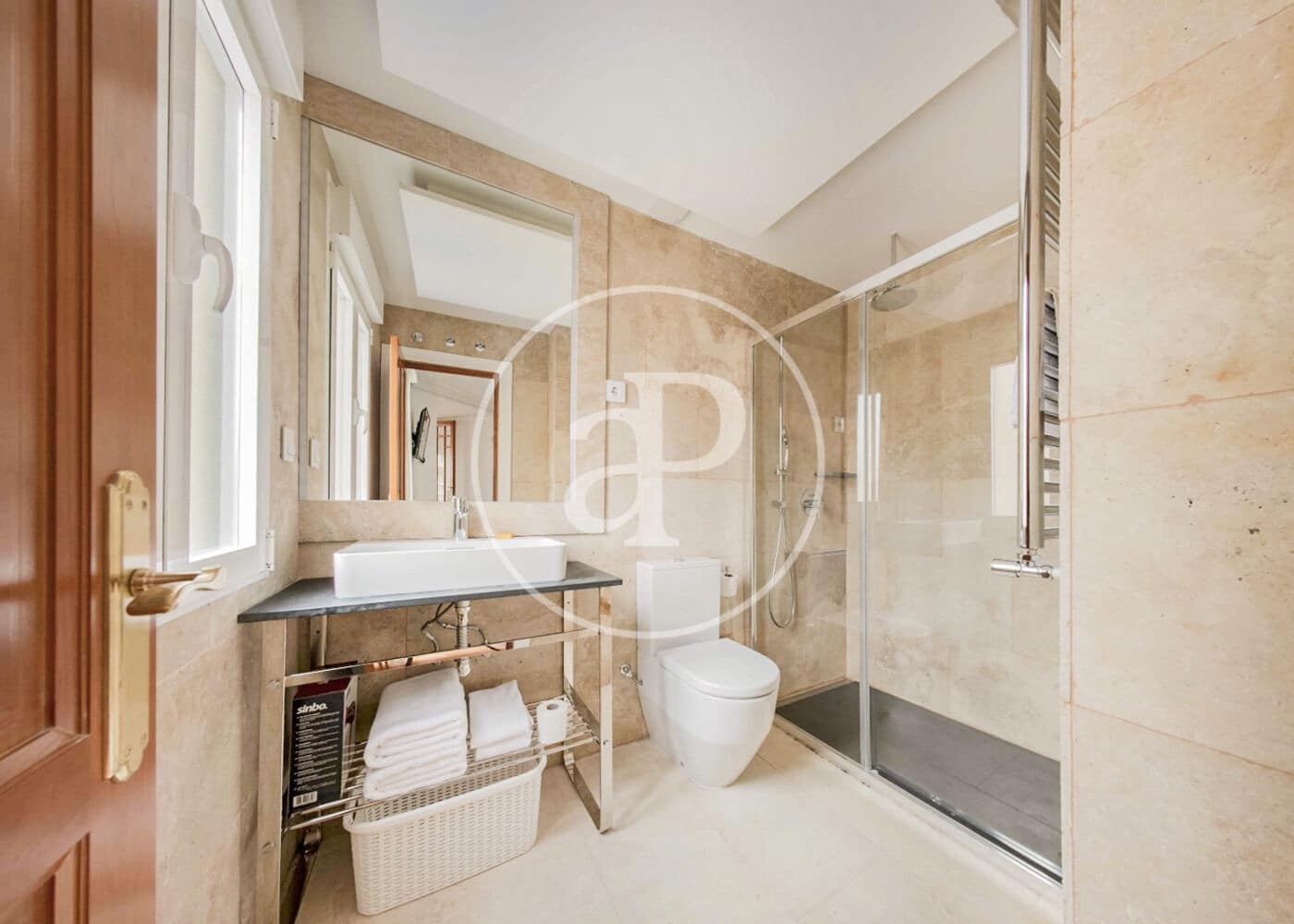 1 sypialnia Penthouse do wynajęcia w Miasto Madryt - 2 935 € (Ref: 8726467)