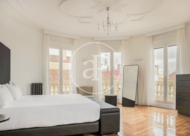 1 quarto Penthouse para arrendar em Sol, Madrid cidade - 2 935 € (Ref: 8726467)