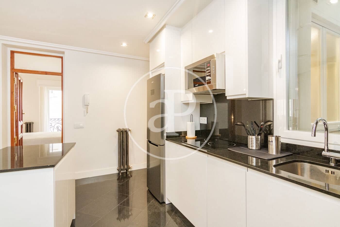 1 quarto Apartamento para arrendar em Madrid cidade - 2 755 € (Ref: 8726469)